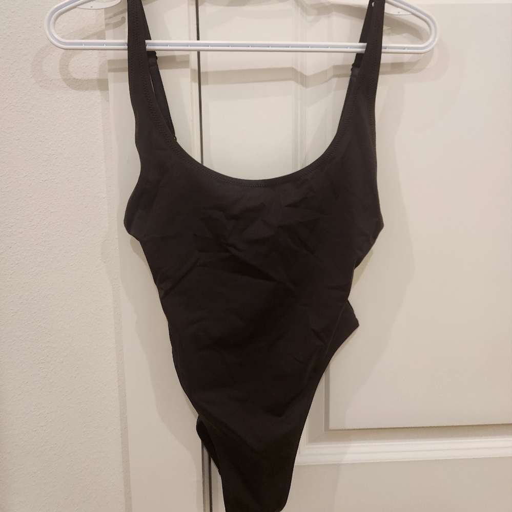 SKIMS Swim